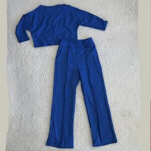 TWO-PIECE SET Cobalt Blue Cropped Top and High-Waisted Pants (size XS)